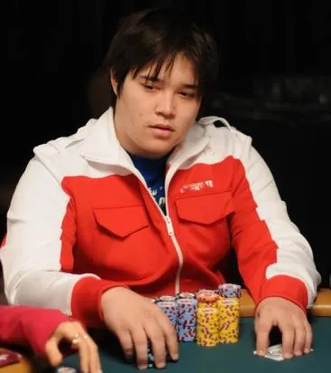 $2,000 No-Limit Hold'em Evento #11, Dia 1 – Stemper Stomps Na Frente 0001