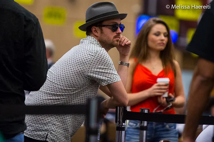 Global Poker League : Aaron Paul en mode patron 0001