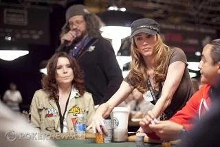 Mercato Poker : Les nouveaux sponsors de Dan Kelly, David Williams et Shannon Elizabeth 103