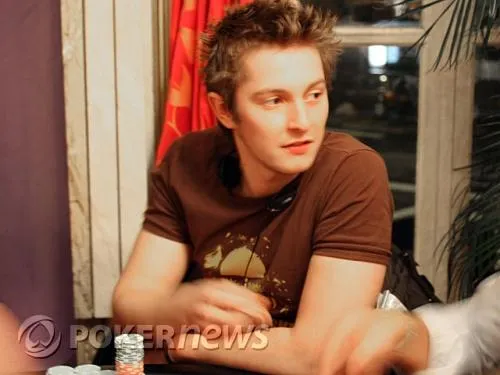 Live - Tournoi EPT Deauville 2009 Day 1a - Abdellatif et De la Gorce en tête 0001