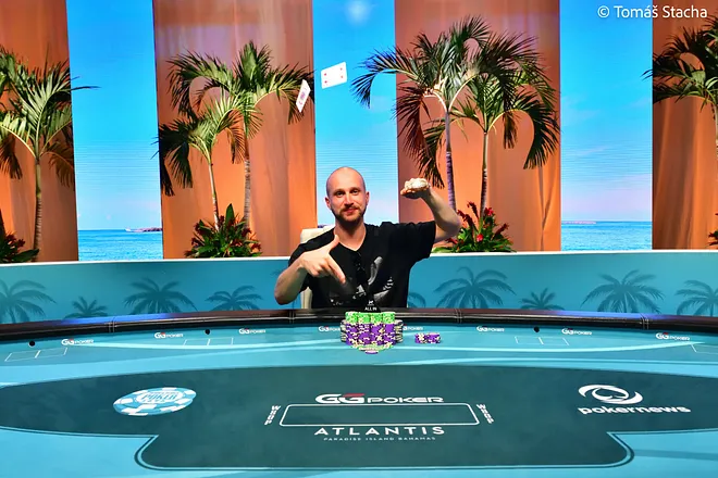 Winner main event Stanislav Zegal