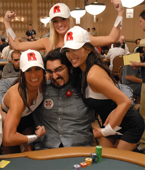 Perfil PokerNews: Hevad Khan 103