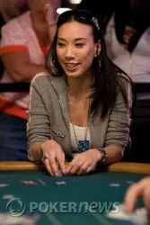 Evelyn Ng sits just outside the top ten as Day 2 action resumes