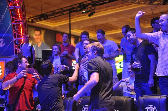 All Mucked Up: 2012 World Series of Poker Day 25 Live Blog 115