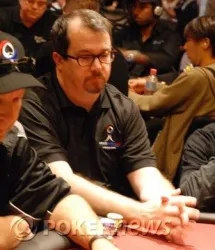 Schecky is so close to 100K in chips that he can smell it...