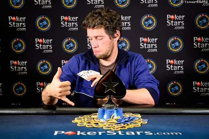 Florian Langmann vainqueur du 5k$ PLO8