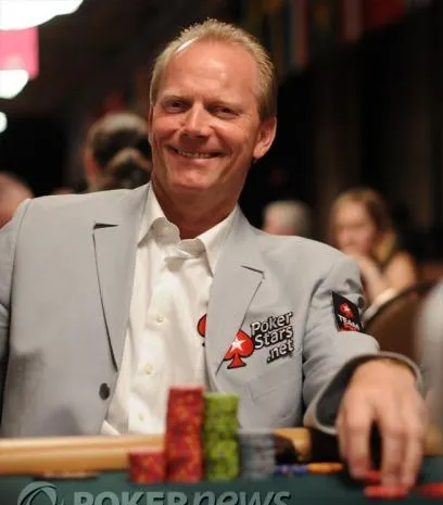 The Nightly Turbo: Cada Talks Poker on the Hill, Luske Sings, and More 0001