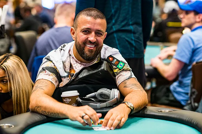 Embaixador do PokerStars André Akkari