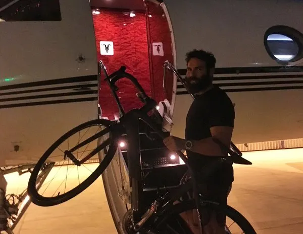 Lance Armstrong à la rescousse de Dan Bilzerian ? 0001