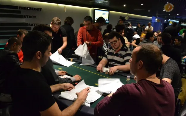 Campeonato de España de Poker 2015: Noel Prat fue el mejor en el Día 1b 0001