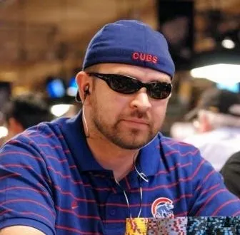 2008 WSOP Event #32, $1,500 No-Limit Hold'em: Garza Leads Massive Day 1 0001