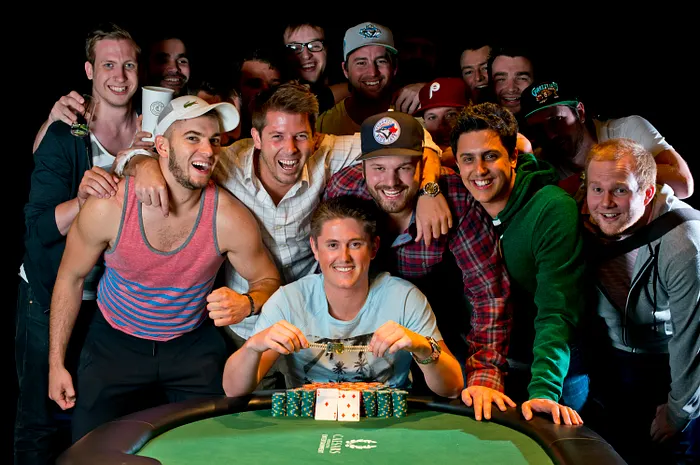Taylor Paur Vence Evento #18: $1,000 No-Limit Hold'em ($340,260) 0001