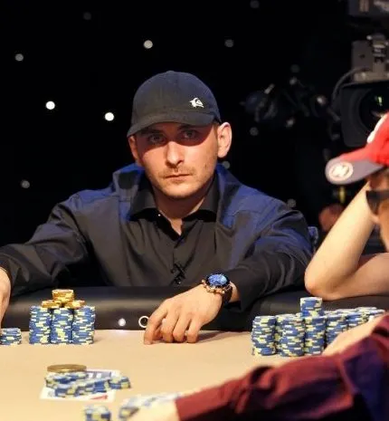 Unibet Poker Team - Nicolas Dervaux perf dans le Sunday Million 0001