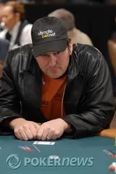 Back to hold'em for Hellmuth