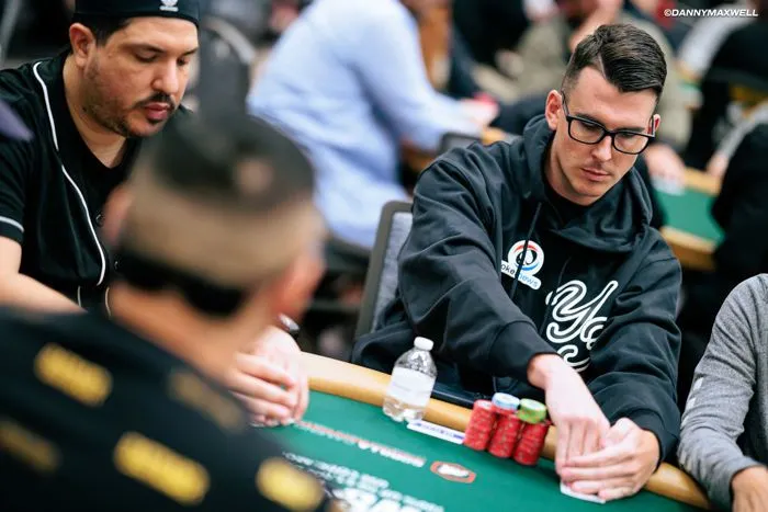 Lukas "RobinPoker" Robinson
