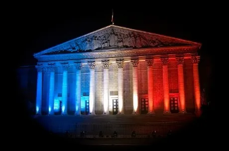 Loi Poker : Nouvelle définition du hasard et fiducie obligatoire