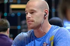 Full tilt High Stakes : Patrik Antonius saigne Deprimiert en FLHE
