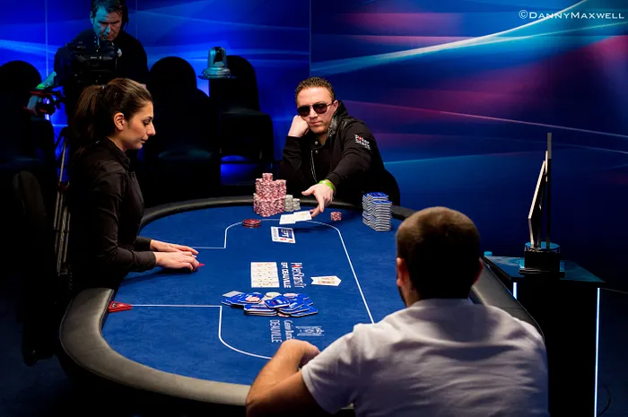 Fold de mutant en HU de l'EPT Deauville, la vidéo de Doug Polk 0001