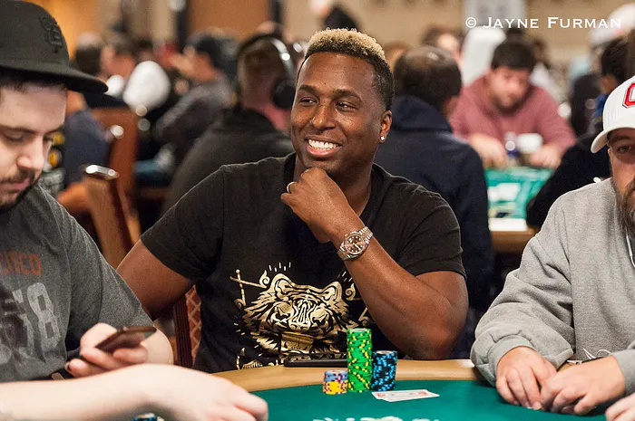 Maurice Hawkins wins record-tying ring no. 12 in Cherokee.