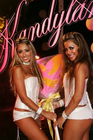 Absolute Poker Vai Levar 12 Jogadores à Playboy Mansion 101