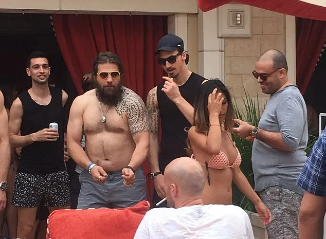 PSG : Ibrahimovic veut retourner à Las Vegas, Laurent Blanc aimerait se faire inviter 0001