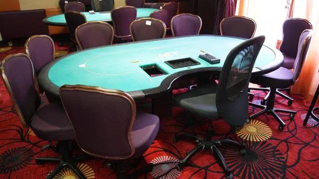 Aviation Club de France : tout doit disparaître ! 0001