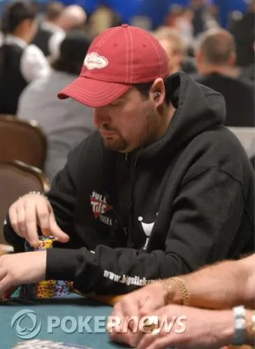 The Weekly Turbo: New Signees for Online Poker Sites, World Series of Poker, and More 104