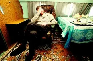 Poker People - Roman Abramovitch part à tapis et perd son yacht : un canular ? 0001