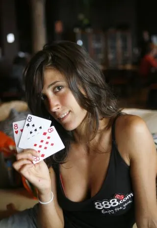 888 poker leo margets