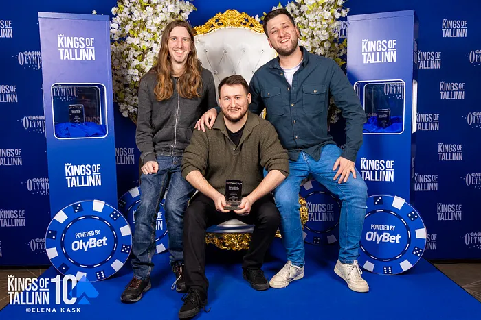 PokerNews' Brad Whitehouse wins a Trophy