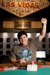 WSOP Jour 17 : Bertrand Grospellier dans le Jour 3 du 3.000$ NL Hold'em 6max 102