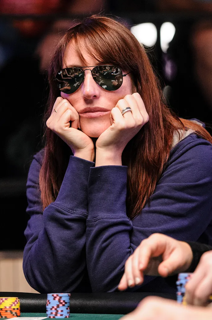 Julie Monsacré : "Les joueurs ressemblent à des gens qui ne veulent pas grandir" 101