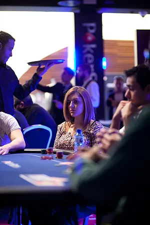 Ladys del Estrellas Poker Tour Valencia 2013 0001