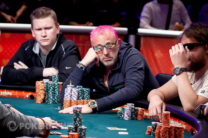 Main Event WSOP 2011 (Jour 7) : Fin du tournoi pour Albertini et Darcourt
