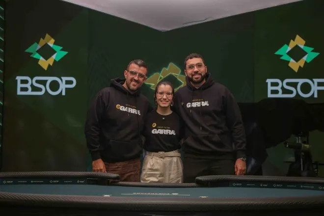 André Akkari, Bia Martins e Rafael Moraes