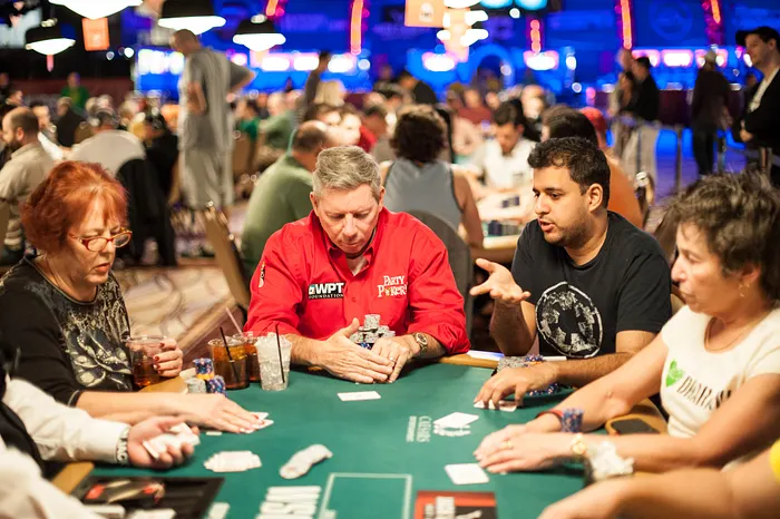 Linda Johnson (l) and Jan Fisher (r) pictured with Mike Sexton and Owais Ahmed