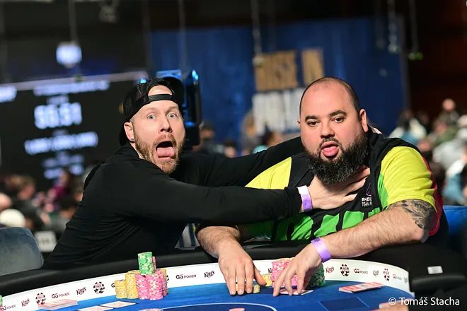 Steven Jones - Chris Hunichen