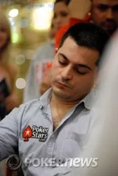 Eric Assadourian was not happy to see his set flop.