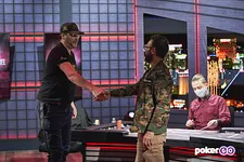 Hellmuth and Negreanu battled once more.