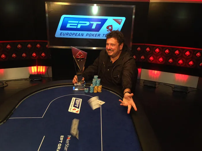 Eric Sfez lors de sa victoire sur un Side lors de l'EPT Monaco en 2014