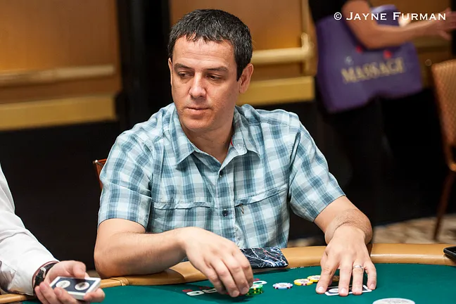 Carlos Mortensen among those advancing to Day 2