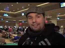 Makar hace reaccionar a Russ Hamilton revelando documentos del escándalo 