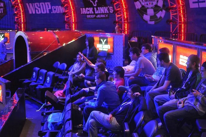 All Mucked Up: 2012 World Series of Poker Day 18 Live Blog 111