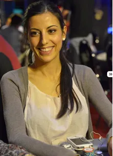 Lucía Navarro: "Ser mujer es una ventaja en el mundo del póker" 102