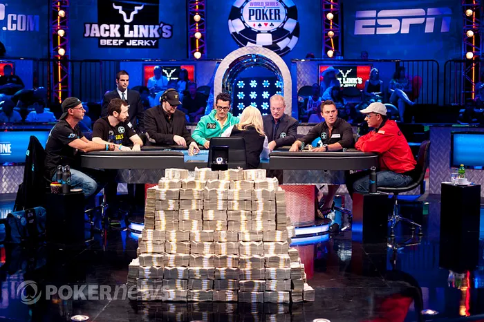 WSOP Big One for One Drop à 1M$ : Antonio Esfandiari champion (18.346.673$) 112