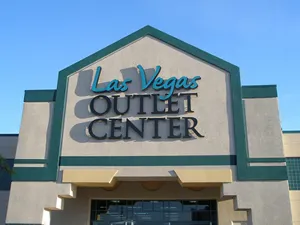 WSOP 2009: Outlet Scene Investigation 0001