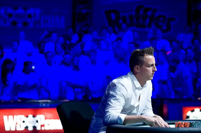 Eli Elezra y Matt Perrins ganan segundos brazaletes del WSOP; Negreanu termina Runner-Up 101