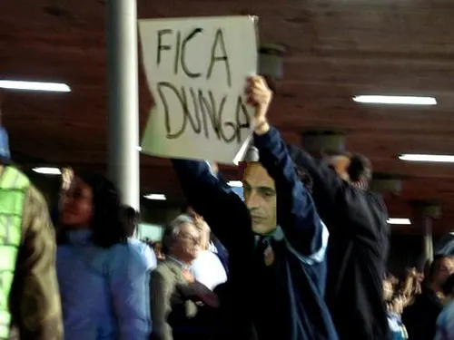 Fica Dunga! 101