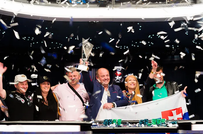Adrien Allain (2e), Jimmy Guerrero (3e) et Pierre Calamusa (5e) ratent la dernière marche, Jan Bendik remporte l'EPT Grand Final 2016 0001