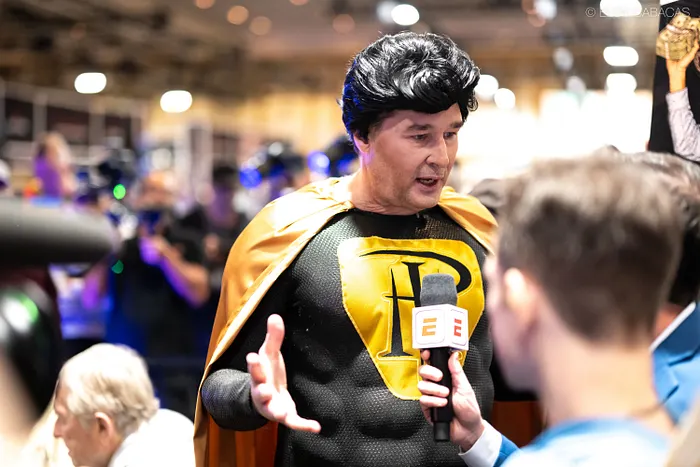 Phil Hellmuth Grand Entrance